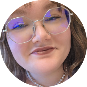 Headshot of Alyssa Frerichs
