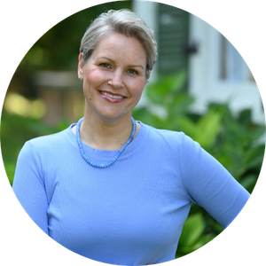 Headshot of Andrea Zwiebel