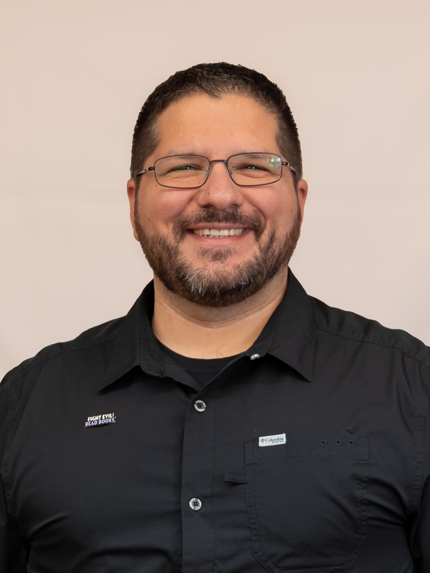 Headshot of Phillip Carter.