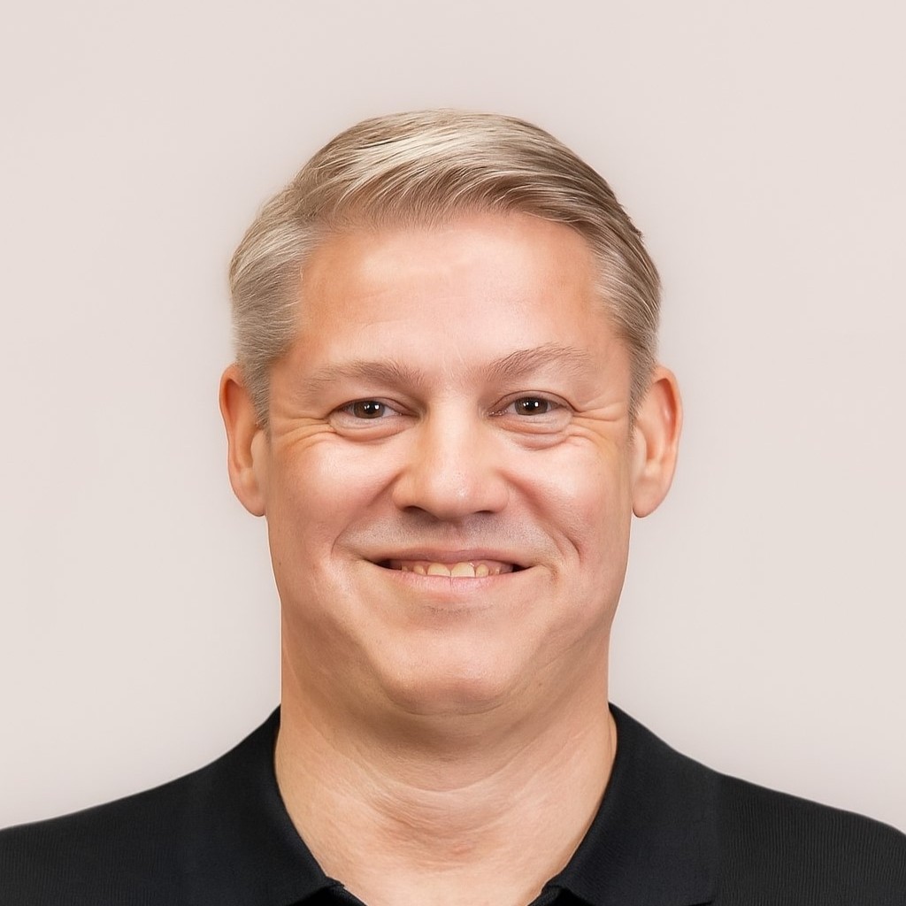 Headshot of Galen Hodges.