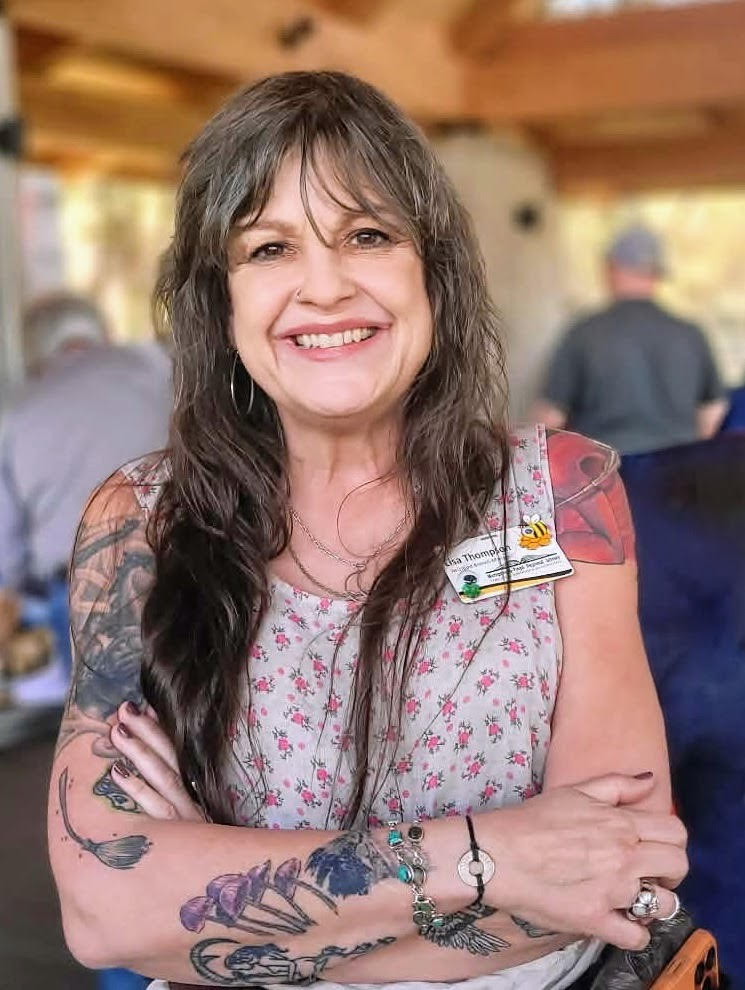Headshot of Lisa Thompson